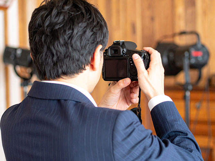 秋元康典 プロカメラマン